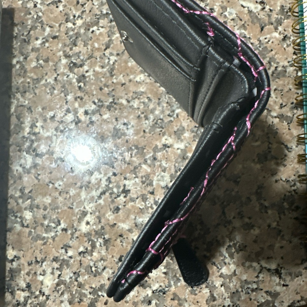 Betsey Johnson Black and Pink Heart wallet - Picture 3 of 5